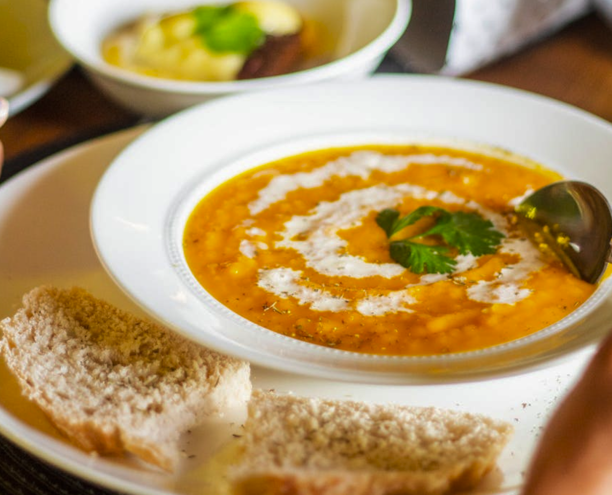 Pompoensoep met brood